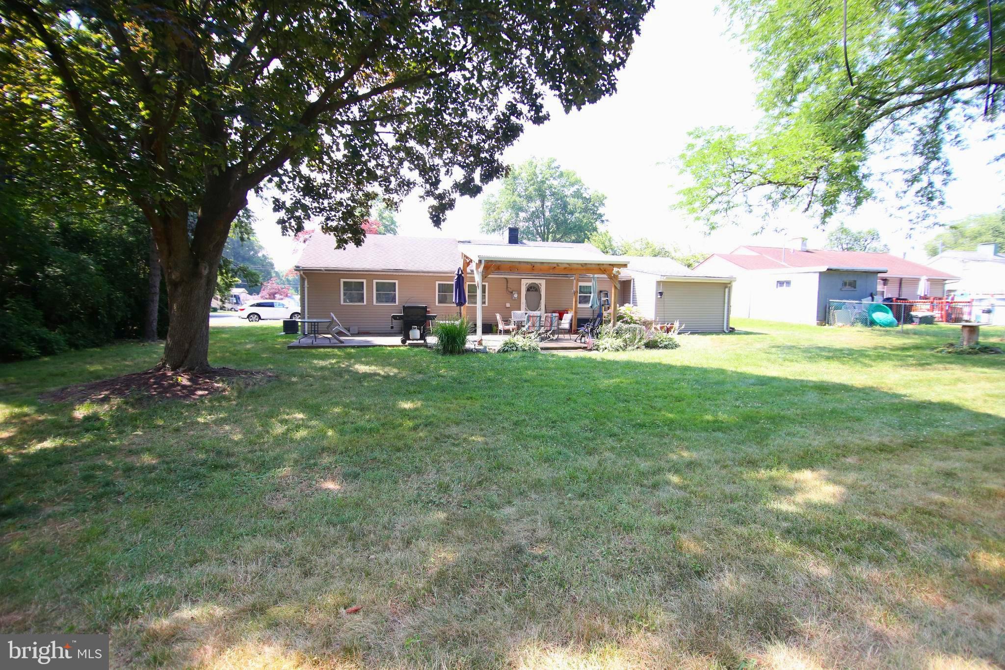 835 Edgemont Road Fairless Hills, PA 19030 - Photo 16 of 18 Gallery Image 16
