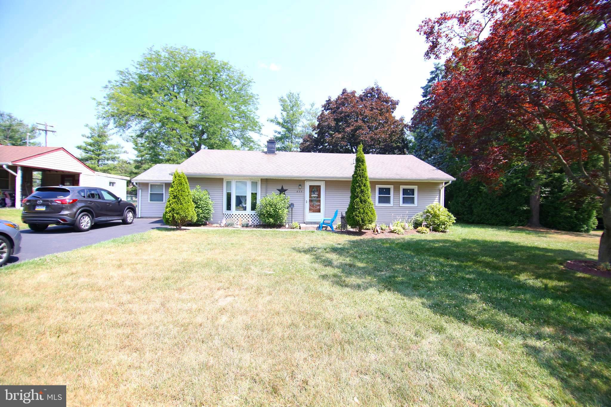 835 Edgemont Road Fairless Hills, PA 19030 - Photo 3 of 18 Gallery Image 3