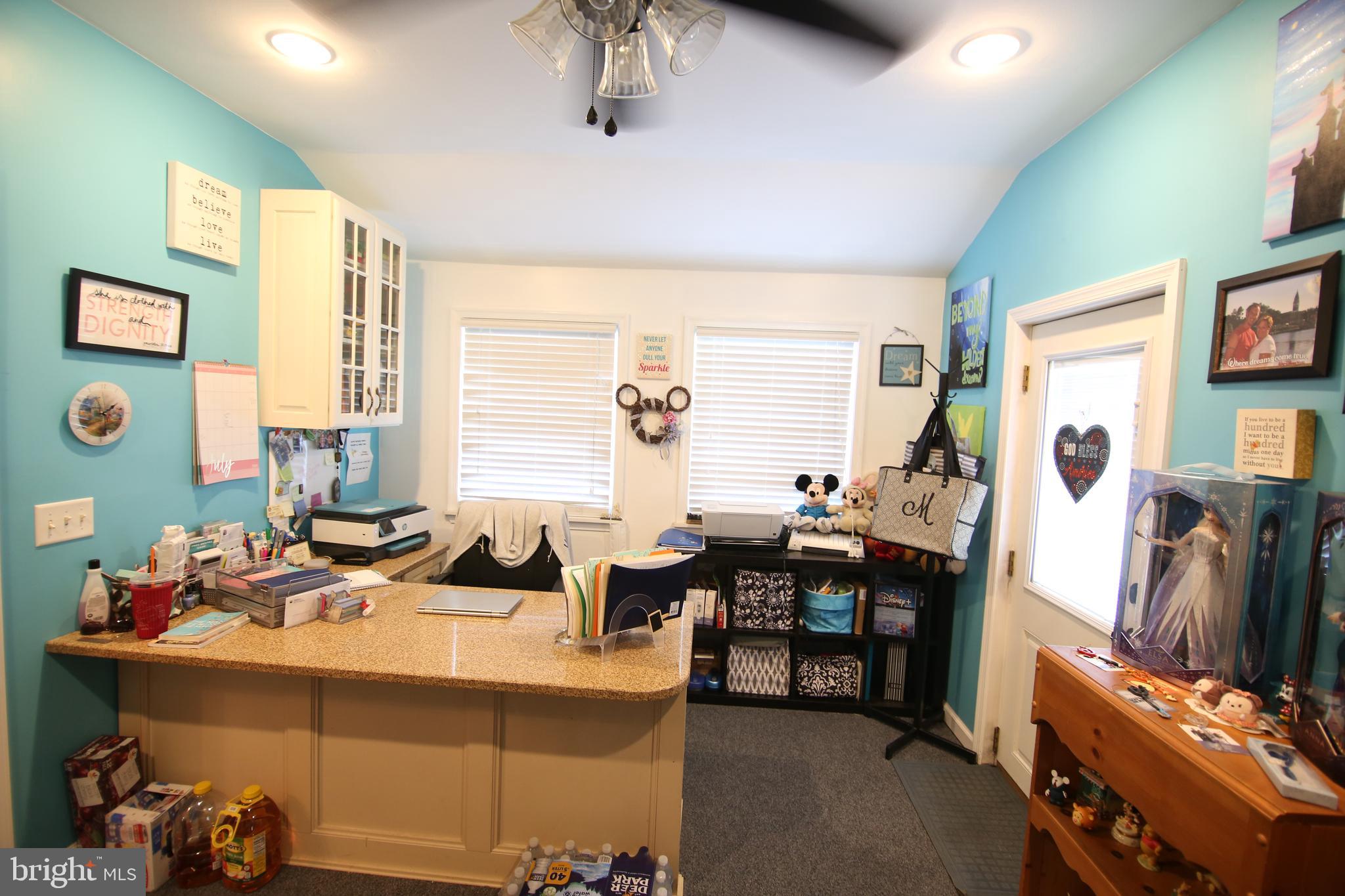 835 Edgemont Road Fairless Hills, PA 19030 - Photo 6 of 18 Gallery Image 6