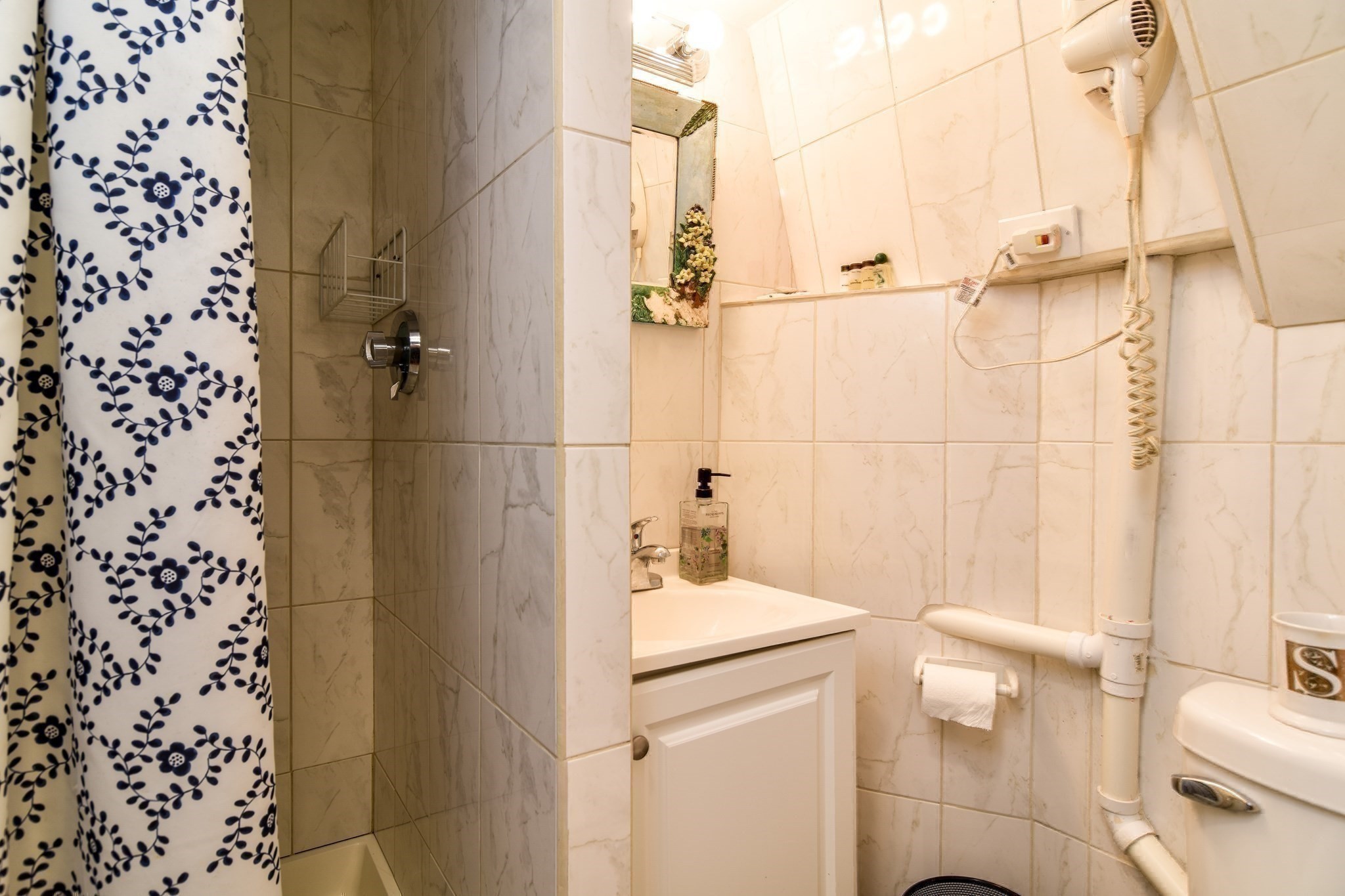 9 Raleigh Road Dover, MA 02030 - Photo 16 of 27 Gallery Image 16