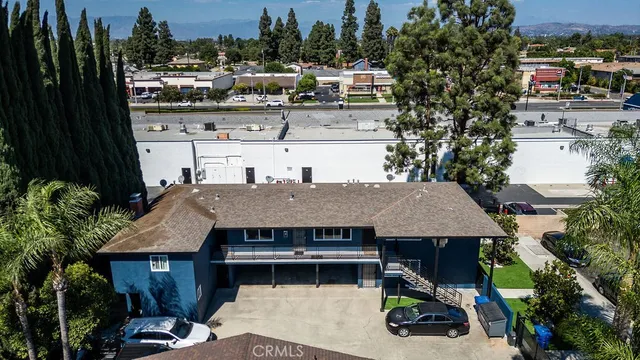 $1,400,000 | 11221 Pangborn Avenue, Downey, CA 90241