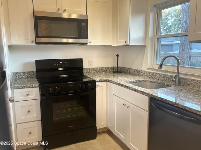 $1 | 110 Summer Place, Unit 1, Merritt Island, FL 32953