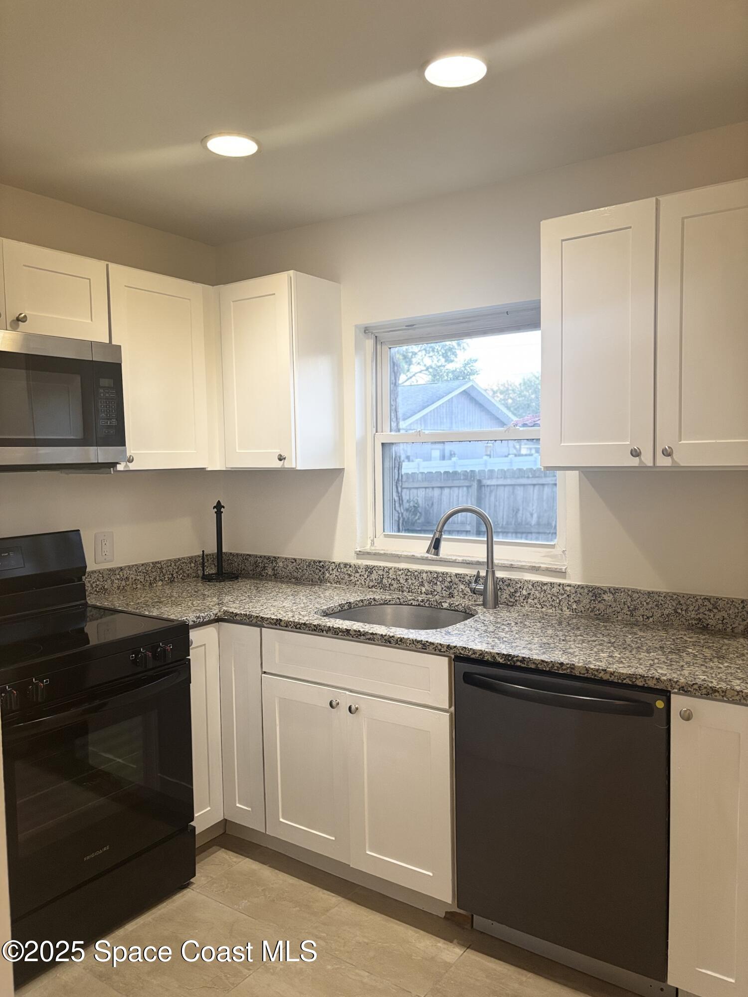 110 Summer Place, Unit 1 Merritt Island, FL 32953 - Photo 5 of 17 IMG_6627