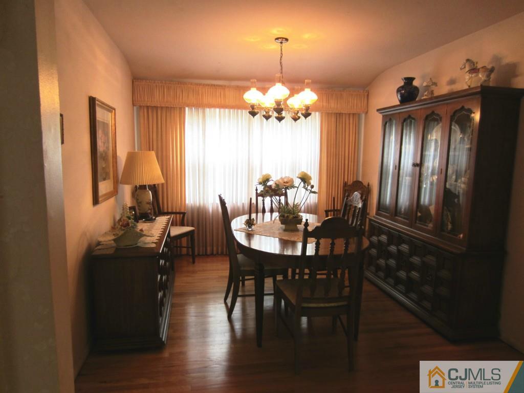 31 Stearns Road East Brunswick, NJ 08816 - Photo 3 of 12 Gallery Image 3