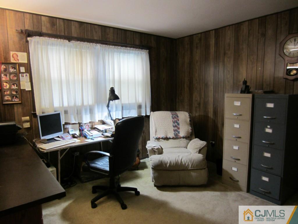 31 Stearns Road East Brunswick, NJ 08816 - Photo 10 of 12 Gallery Image 10