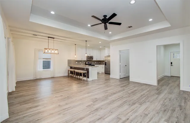 $265,000 | 401 South Blackwell Street, La Porte, TX 77571