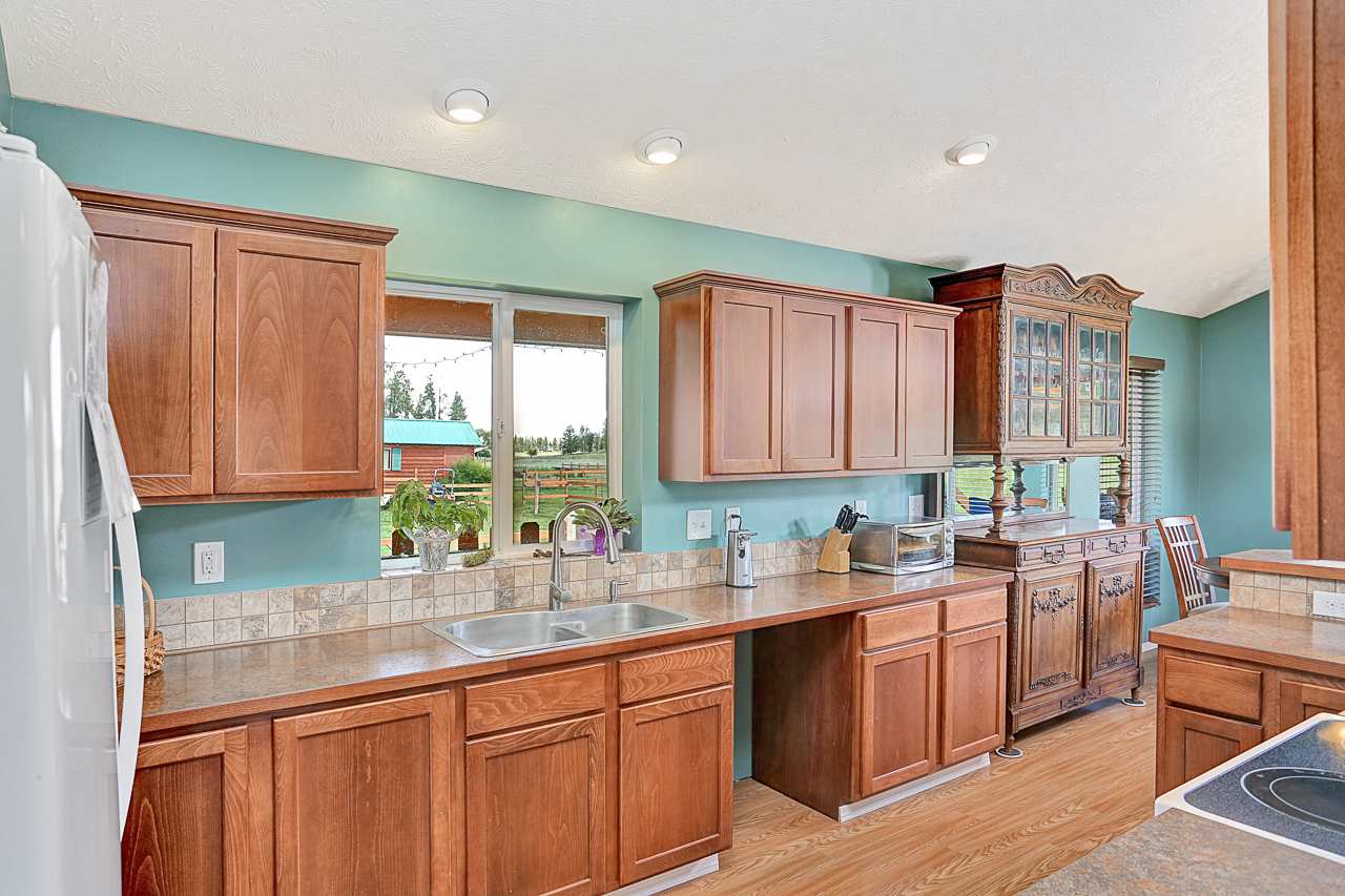 12725 South Austin Road Spokane, WA 99224 - Photo 7 of 20
