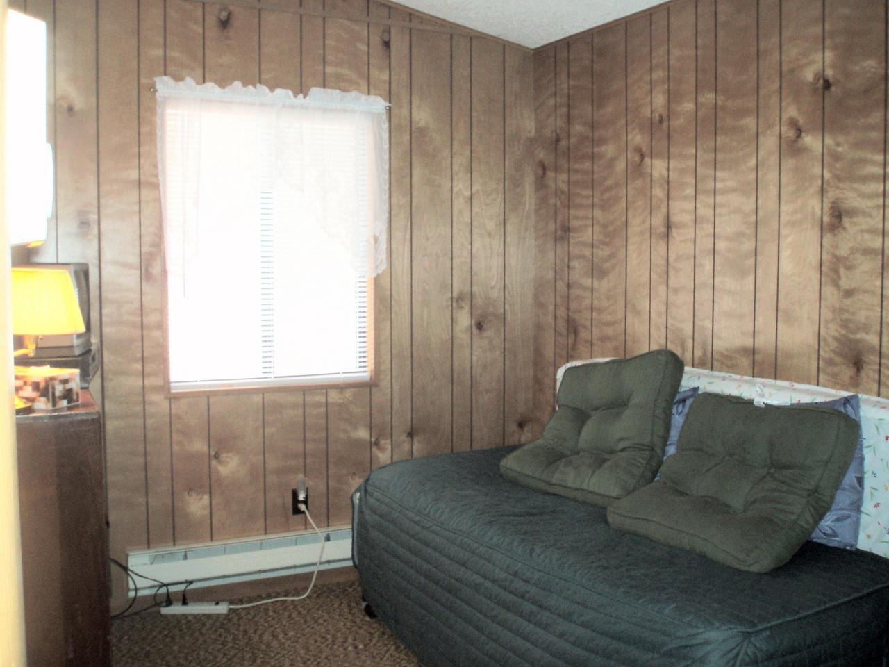 787 Canterbury Road Bushkill, PA 18324 - Photo 5 of 12 Bedroom 2
