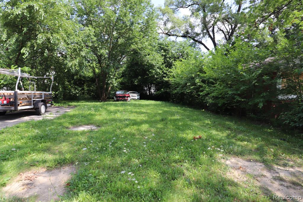 20058 Santa Rosa Drive Detroit, MI 48221 - Photo 6 of 26