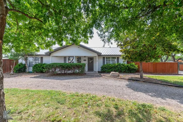 $395,000 | 1070 Larned Lane, Abilene, TX 79602