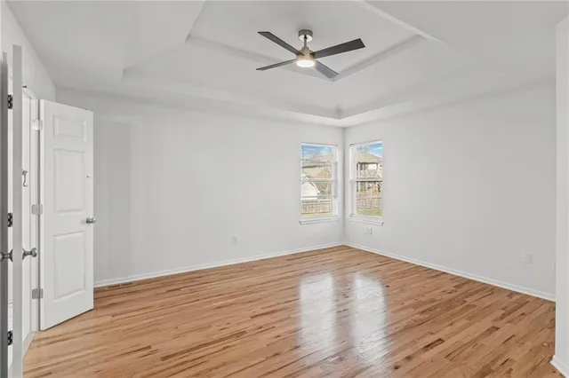 $379,995 | 1210 Northwest Walnut Court, Grain Valley, MO 64029