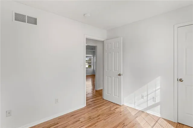 $379,995 | 1210 Northwest Walnut Court, Grain Valley, MO 64029