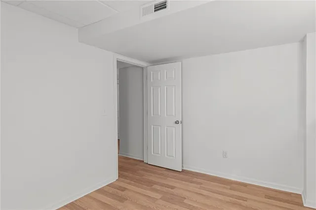 $379,995 | 1210 Northwest Walnut Court, Grain Valley, MO 64029