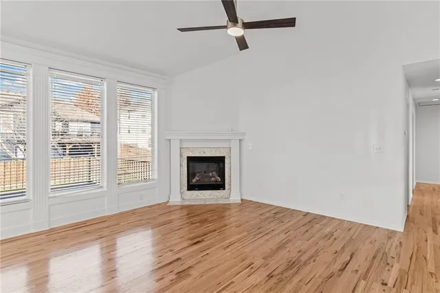 $379,995 | 1210 Northwest Walnut Court, Grain Valley, MO 64029