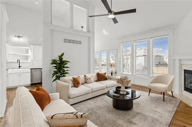 $379,995 | 1210 Northwest Walnut Court, Grain Valley, MO 64029