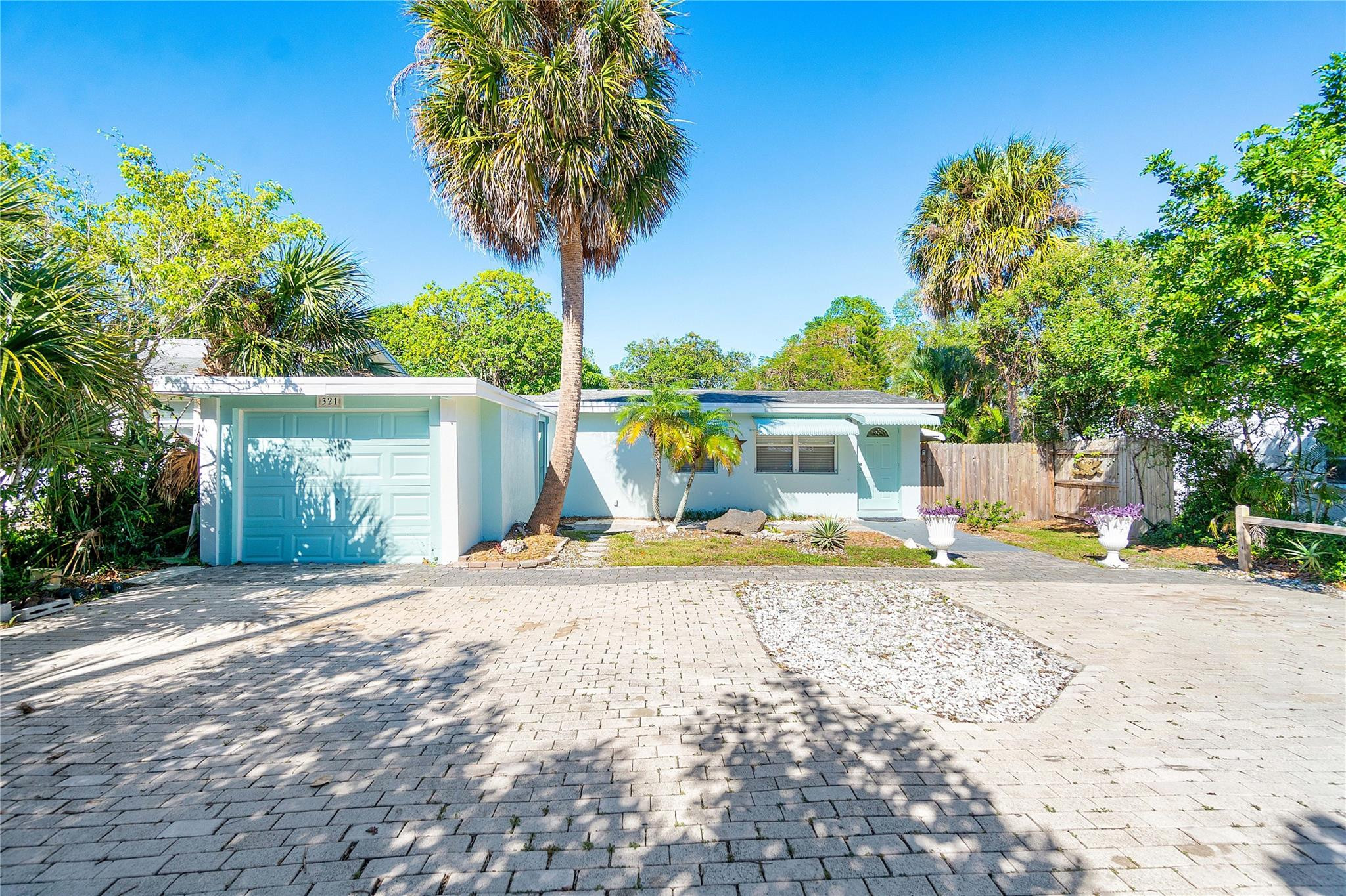 321 Forsyth Street Boca Raton, FL 33487 - Photo 18 of 22 Photo 18
