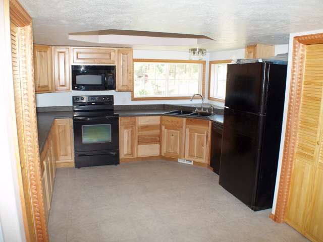 12909 East Frideger Road Elk, WA 99009 - Photo 2 of 9 Gallery Image 2