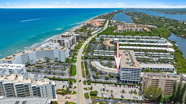 $289,000 | 3589 South Ocean Boulevard, Unit 30, South Palm Beach, FL 33480