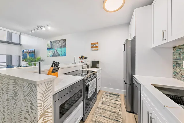 $289,000 | 3589 South Ocean Boulevard, Unit 30, South Palm Beach, FL 33480