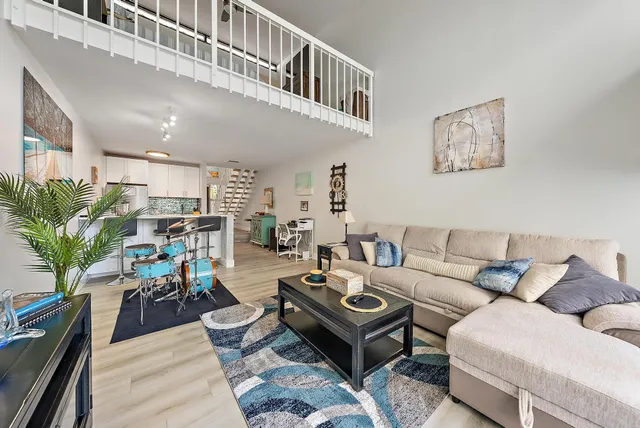 $289,000 | 3589 South Ocean Boulevard, Unit 30, South Palm Beach, FL 33480