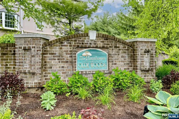 $945,000 | 108 Demarest Lane, Montvale, NJ 07645