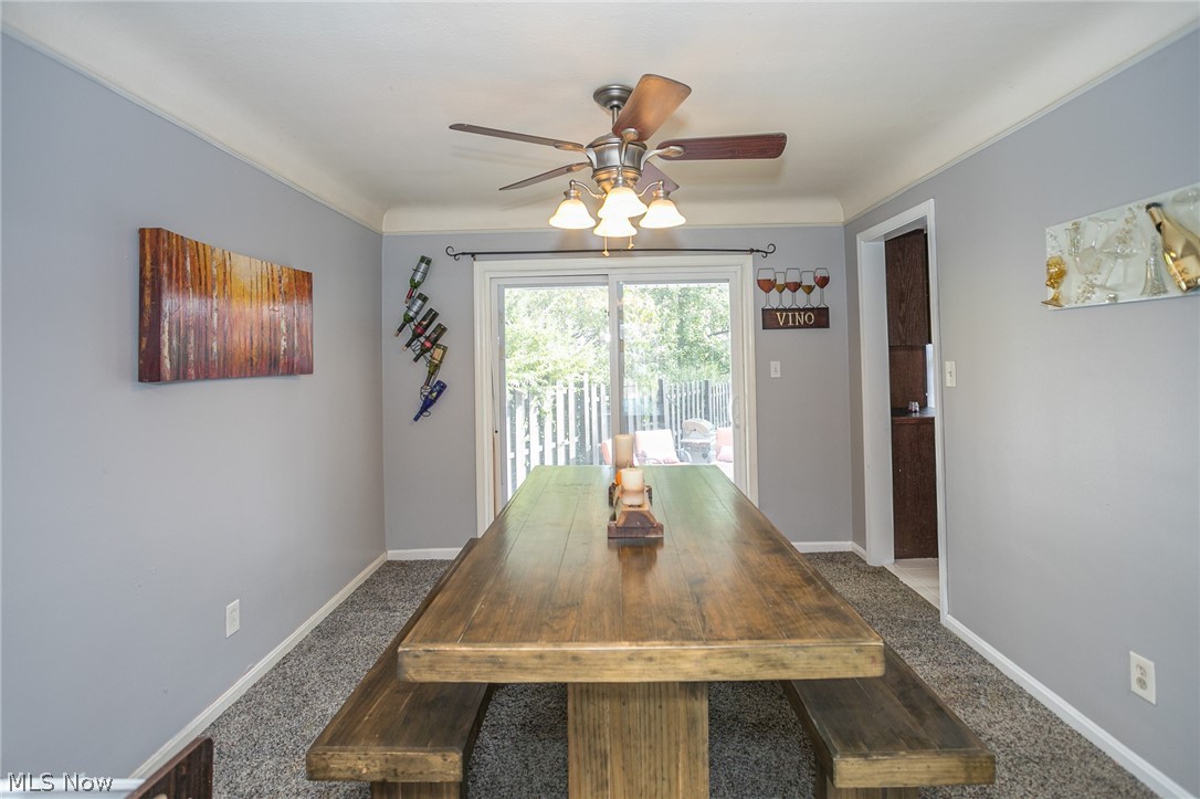 6487 Kerneywood Road Parma, OH 44129 - Photo 7 of 34 Dining room, living room view.
