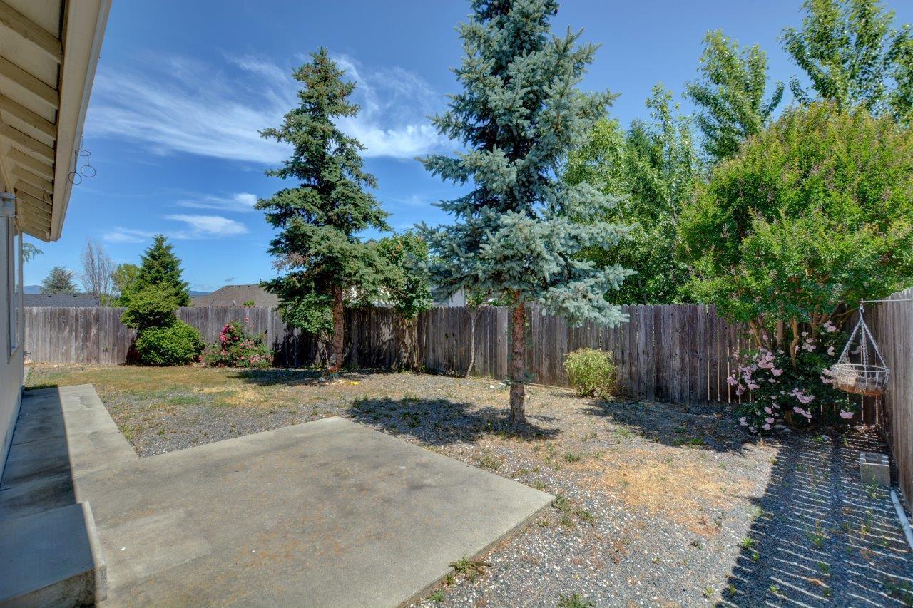 1635 West Harbeck Road Grants Pass, OR 97527 - Photo 28 of 32 DSC_0703_4_5