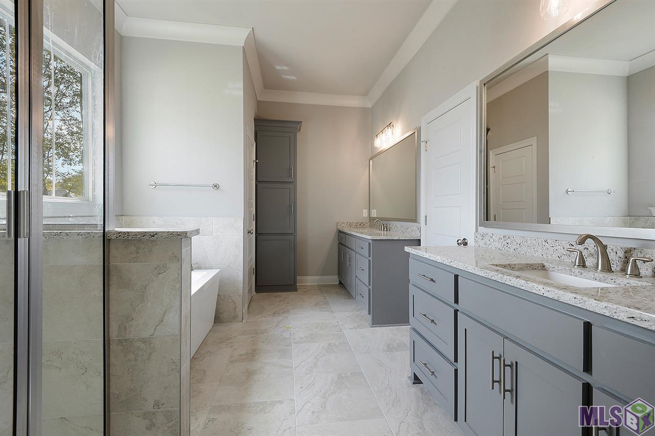 9878 Cane Mill Road Denham Springs, LA 70706 - Photo 5 of 11