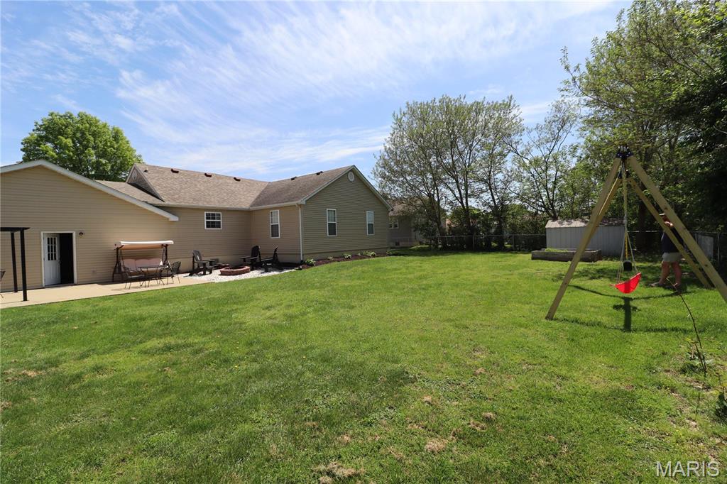 424 Shellview Street Bethalto, IL 62010 - Photo 16 of 19