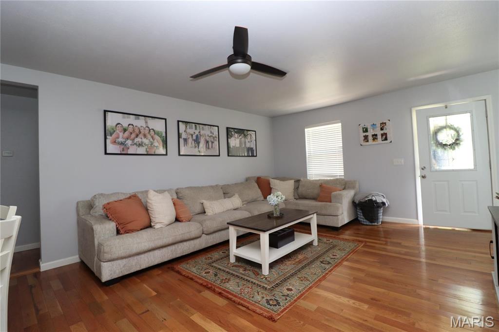 424 Shellview Street Bethalto, IL 62010 - Photo 4 of 19