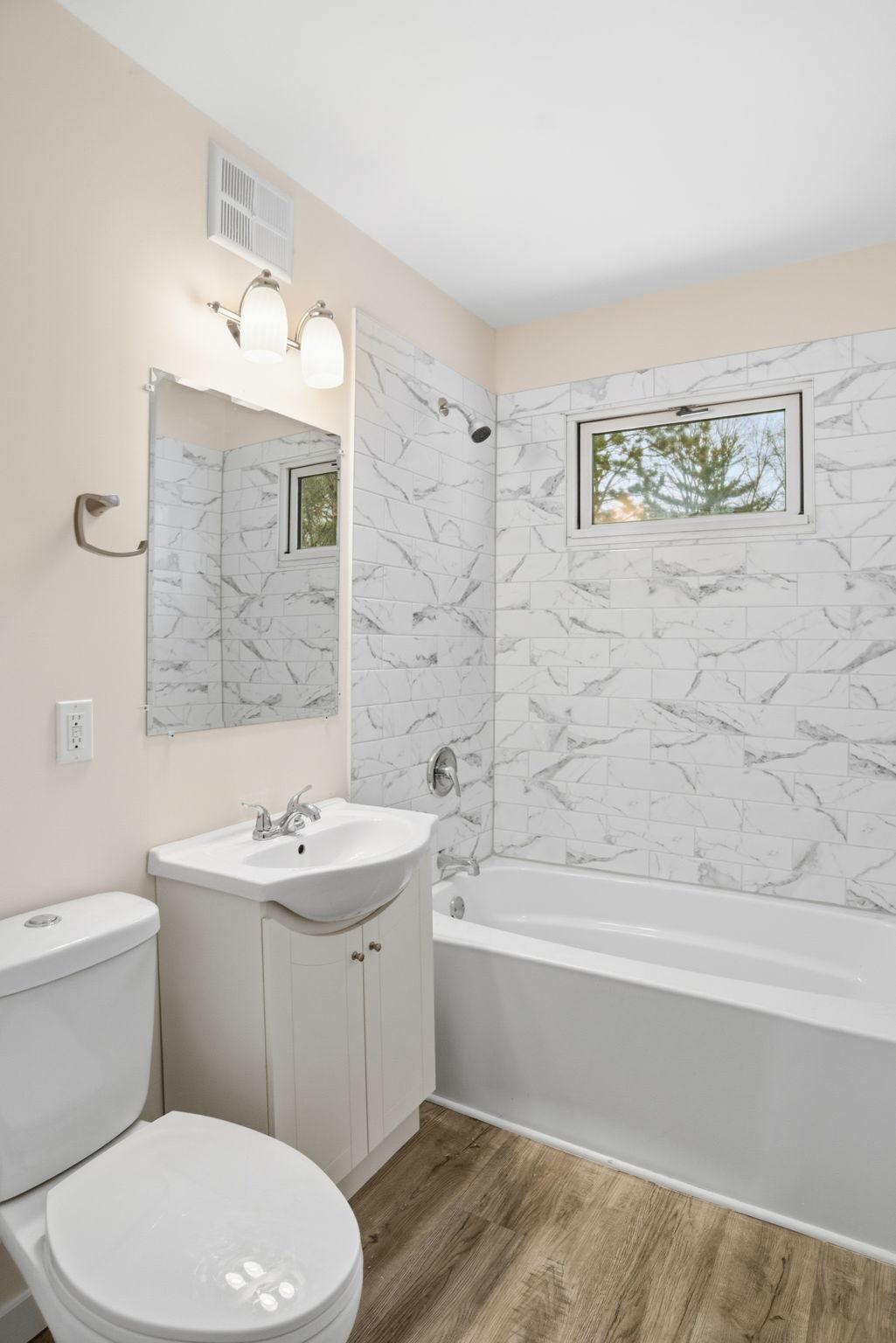 1008 West 89th Street Bloomington, MN 55420 - Photo 6 of 21