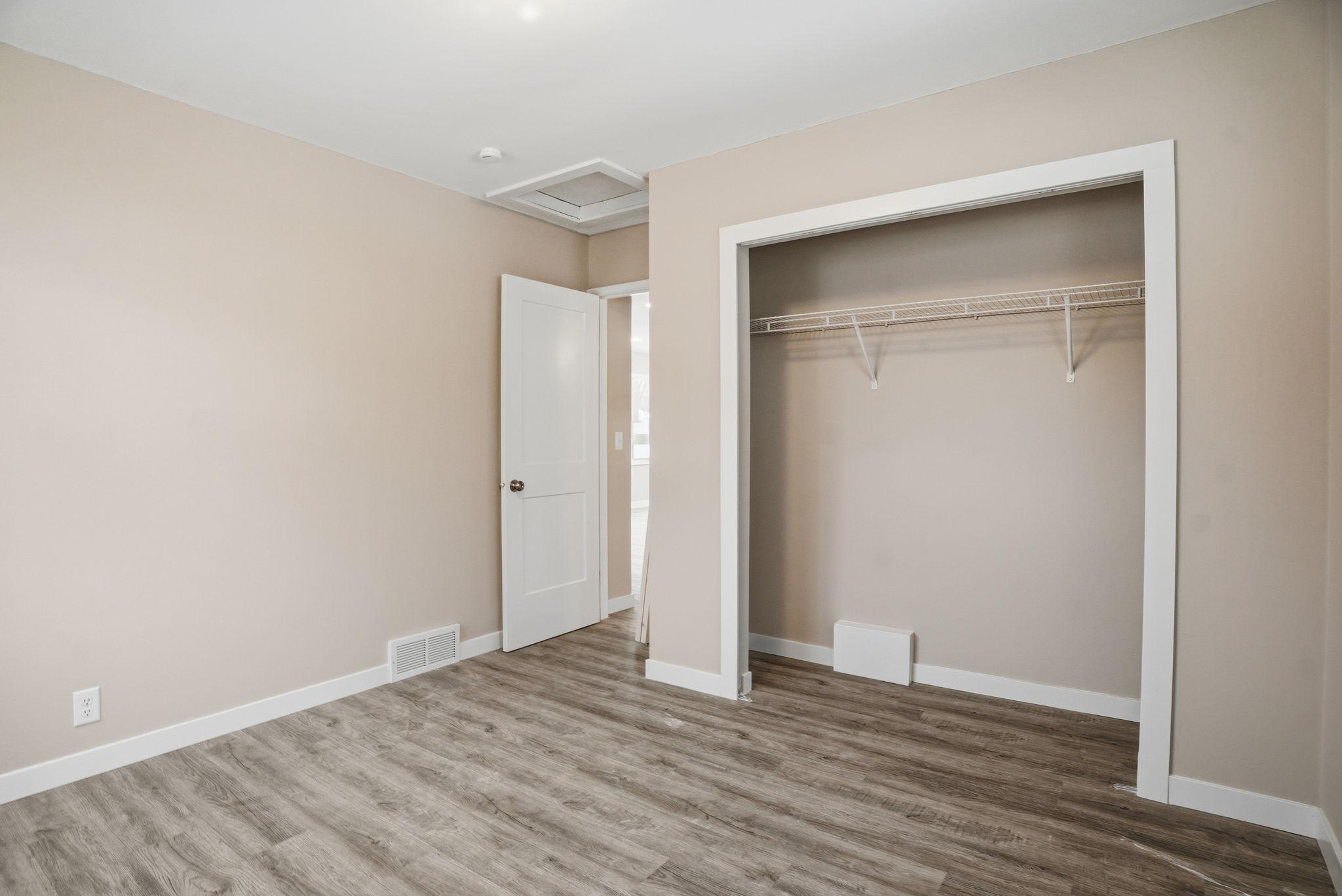 1008 West 89th Street Bloomington, MN 55420 - Photo 7 of 21