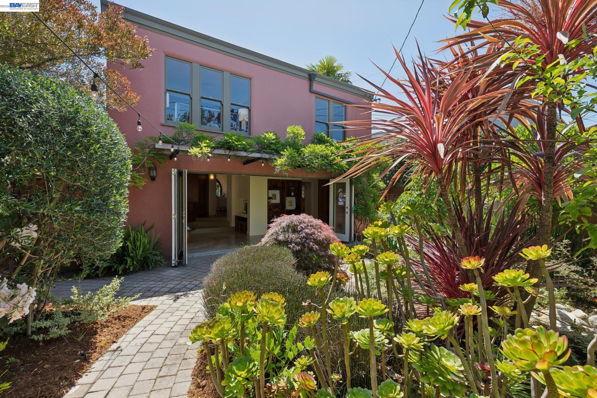 1635 High Street Alameda, CA 94501 - Photo 43 of 56 a front view of a house with garden