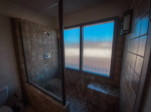 $3,300 | 544 East Main Street, Unit 2, Blue Ridge, GA 30513