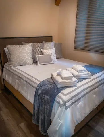 $3,300 | 544 East Main Street, Unit 2, Blue Ridge, GA 30513