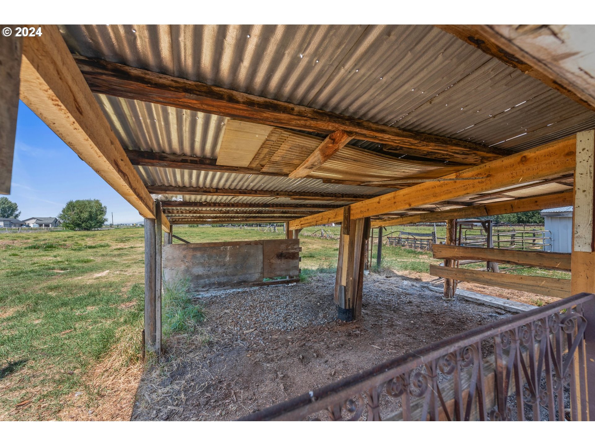 42811 Hudson Road Baker City, OR 97814 - Photo 42 of 46 a view of a backyard with porch