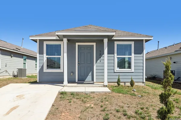 $1,395 | 7244 Pasture, San Antonio, TX 78252