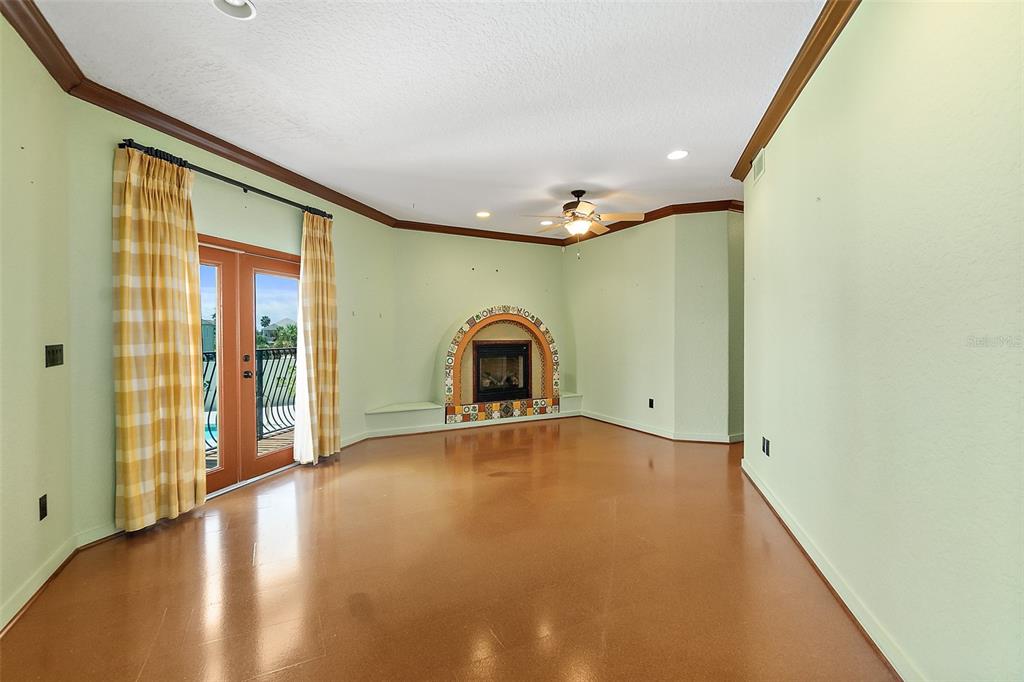 54 Ocean Street Palm Coast, FL 32137 - Photo 32 of 90 a big room with wooden floor and windows