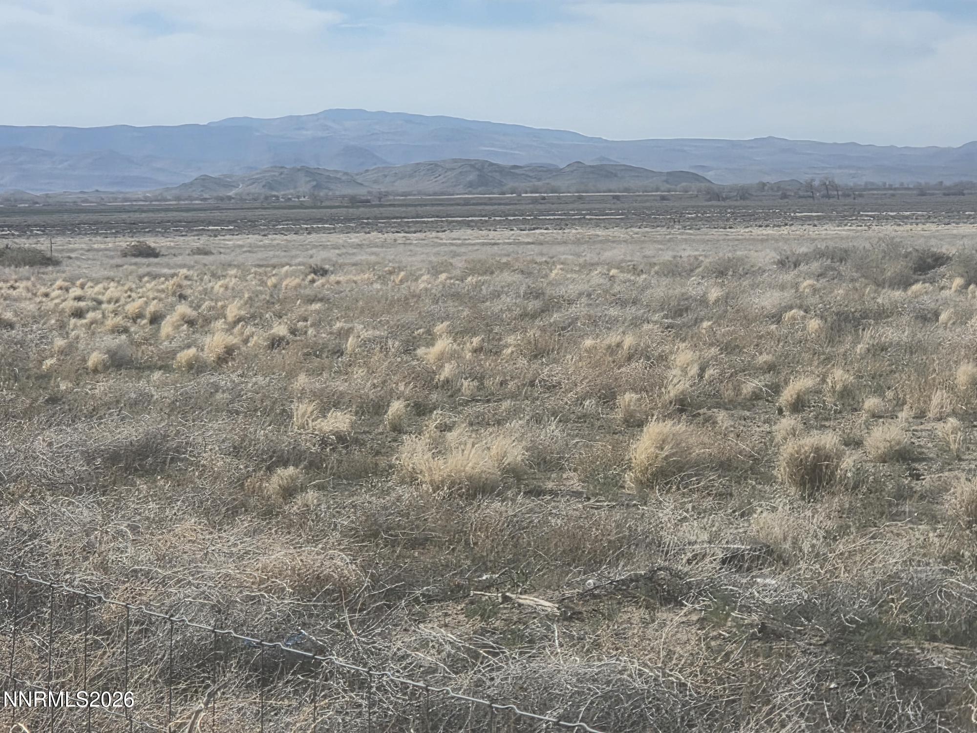 Par3 Rheta Lane Yerington, NV 89447 - Photo 6 of 6 a view of an outdoor space and a yard