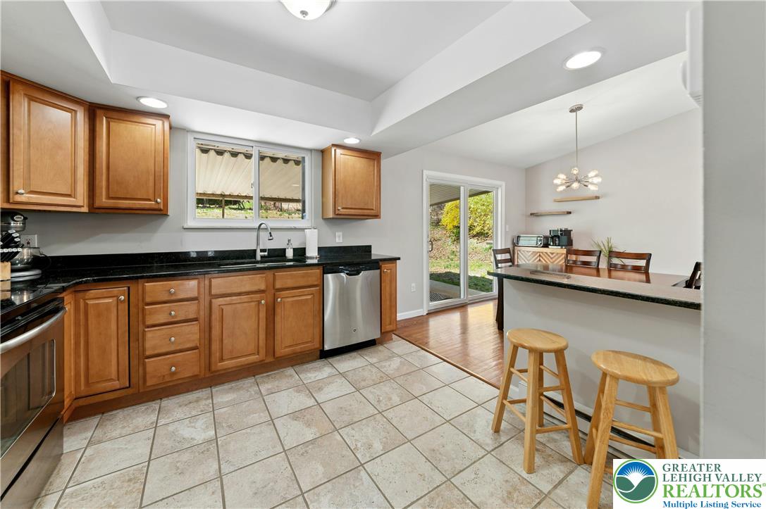 754 Harrison Avenue Bethlehem, PA 18015 - Photo 12 of 31