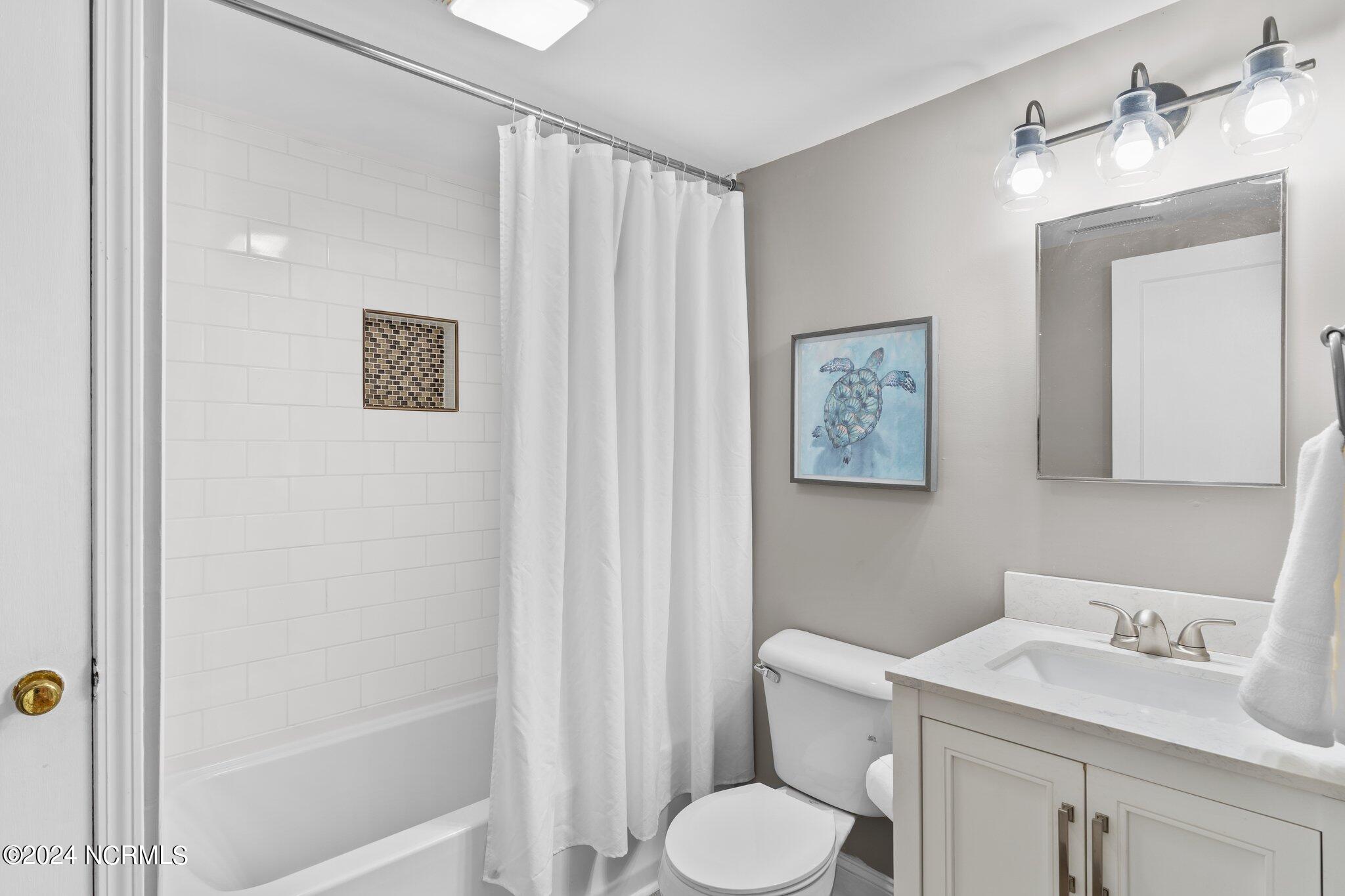 135 Bryan Road Wilmington, NC 28412 - Photo 37 of 60 Secondary Bathroom - 135 Bryan Rd