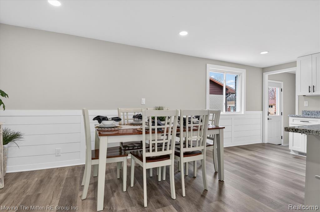 38061 Walnut Street Romulus, MI 48174 - Photo 17 of 68