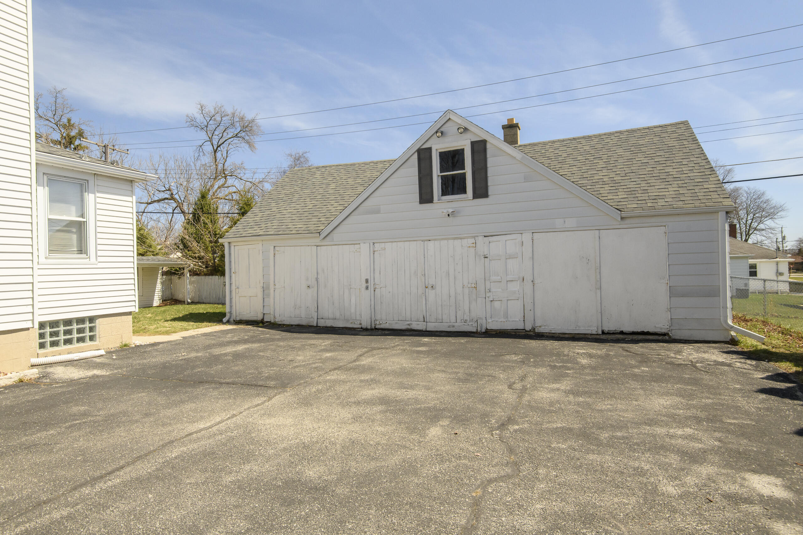 3554 South 84th Street, Unit 3554A Milwaukee, WI 53228 - Photo 23 of 24 3554 S 84th