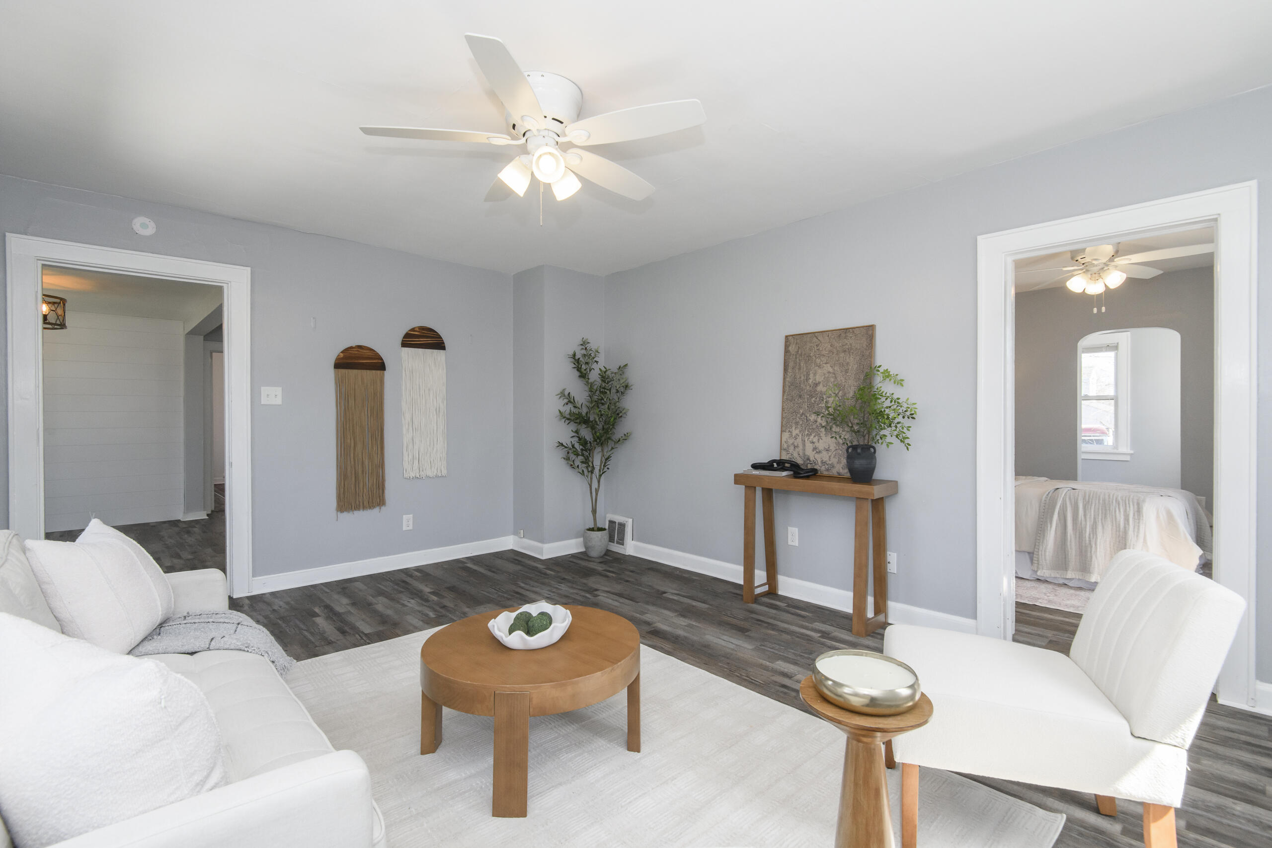 3554 South 84th Street, Unit 3554A Milwaukee, WI 53228 - Photo 3 of 24 Large living room