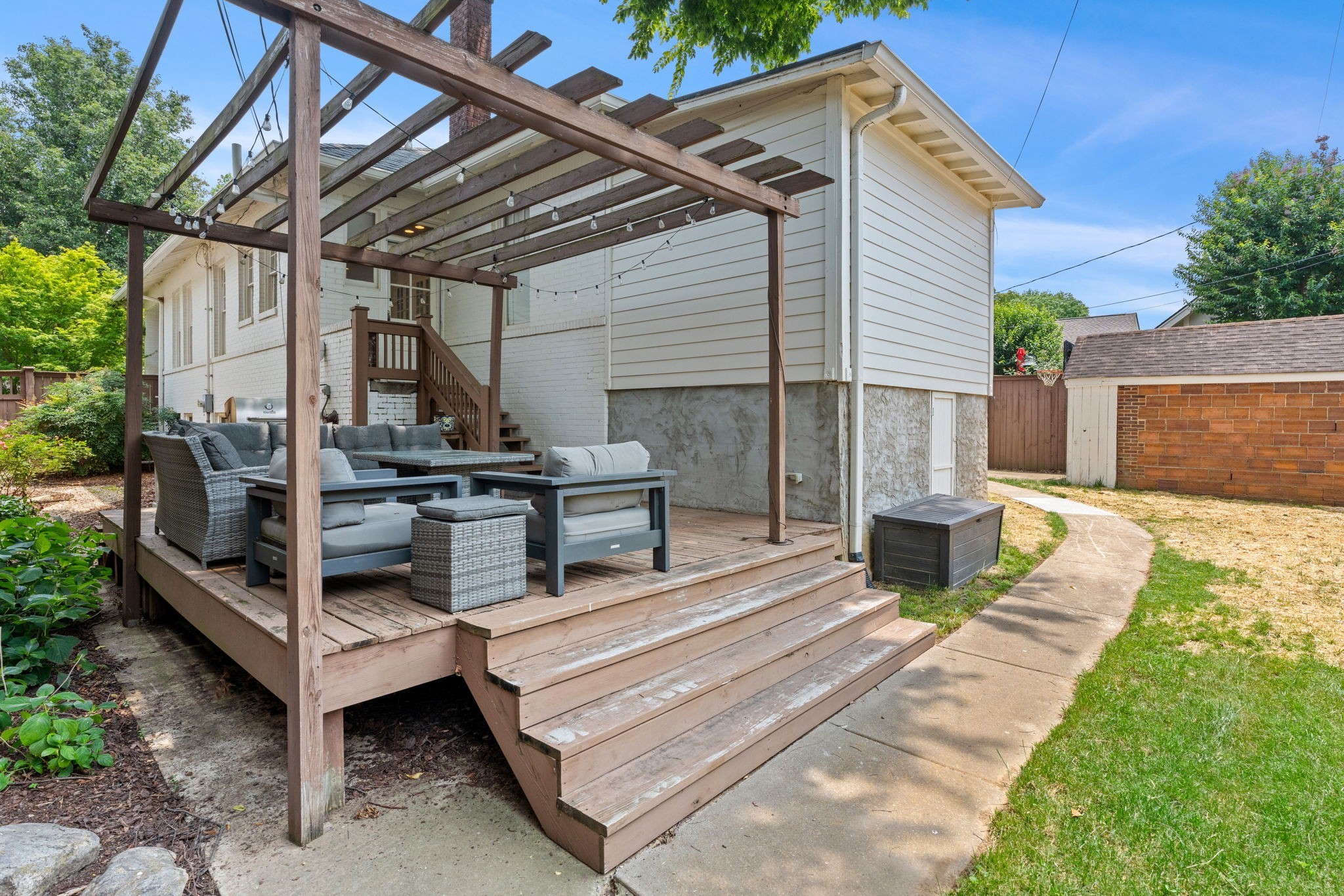 229 Lauderdale Road Nashville, TN 37205 - Photo 42 of 48 a view of outdoor space with seating area