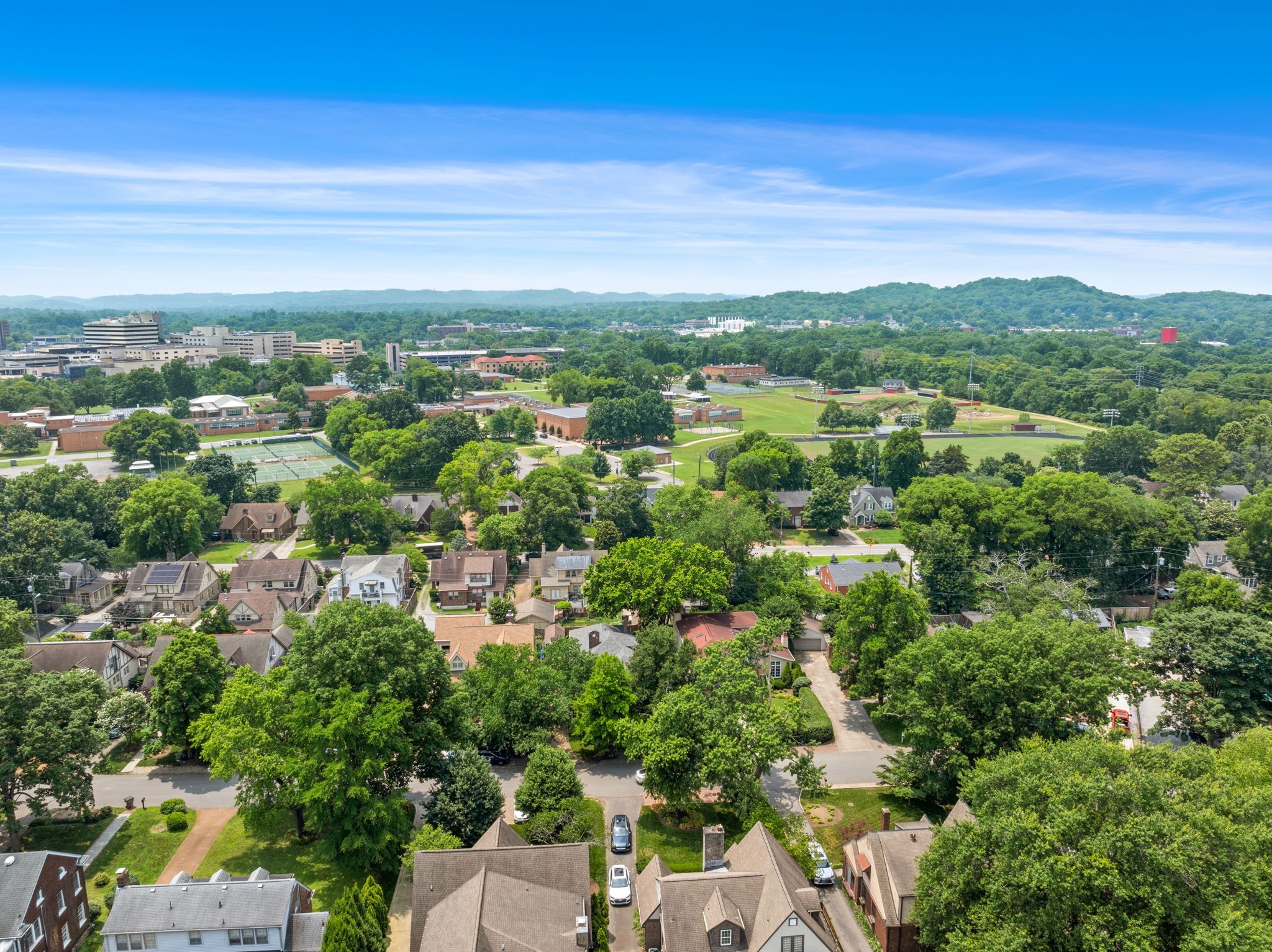 229 Lauderdale Road Nashville, TN 37205 - Photo 46 of 48 an aerial view of multiple house