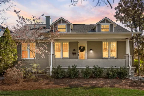 $2,000,000 | 2704 Oakland Avenue, Nashville, TN 37212