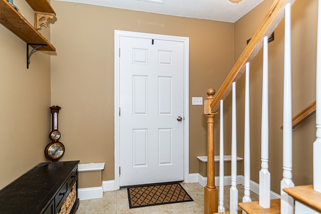 2 Cross Road, Unit 3 Haverhill, MA 01835 - Photo 5 of 39