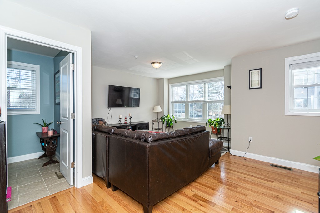 2 Cross Road, Unit 3 Haverhill, MA 01835 - Photo 8 of 39