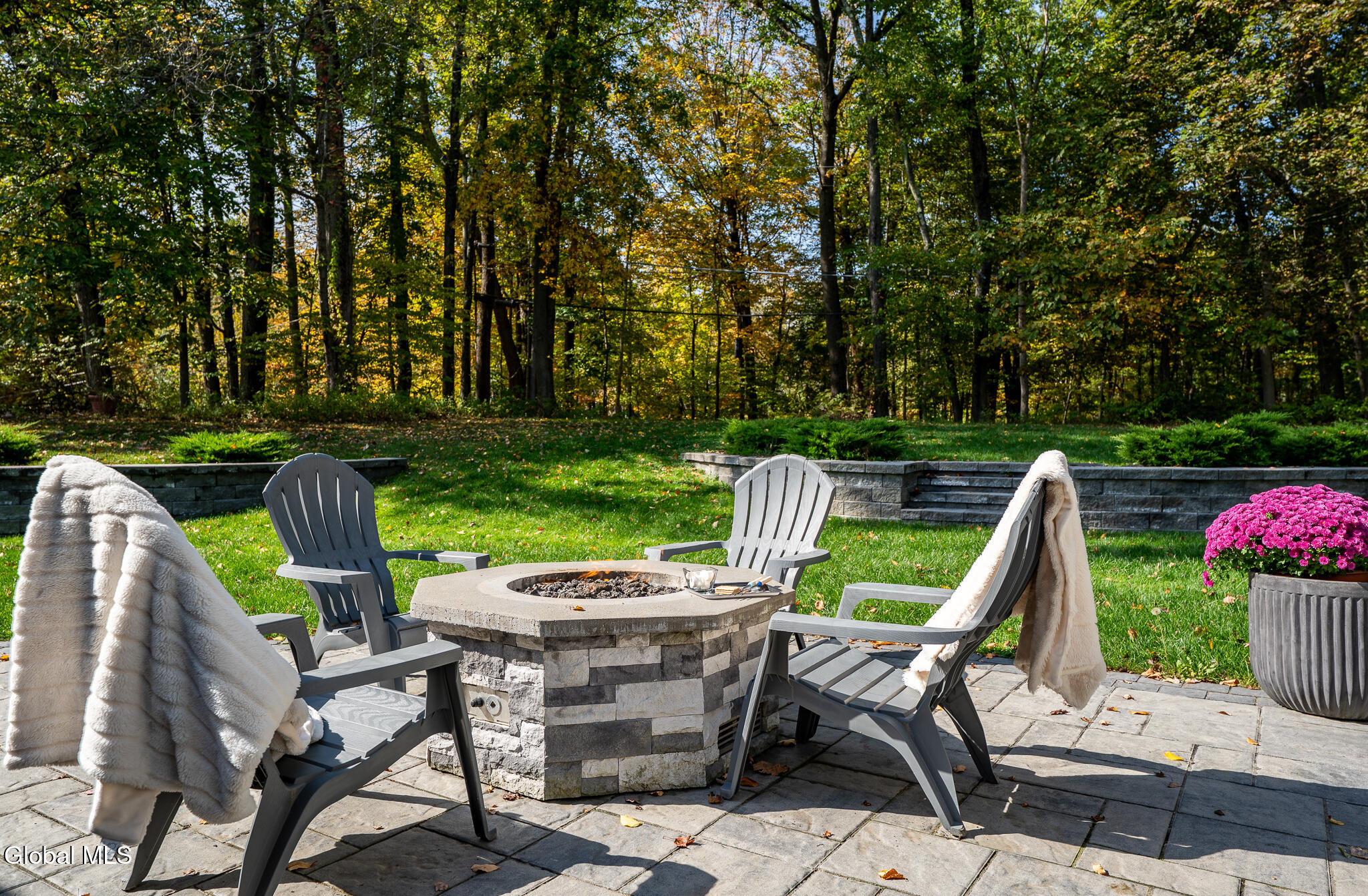 41 Thorndale Road Bethlehem, NY 12159 - Photo 44 of 55 46